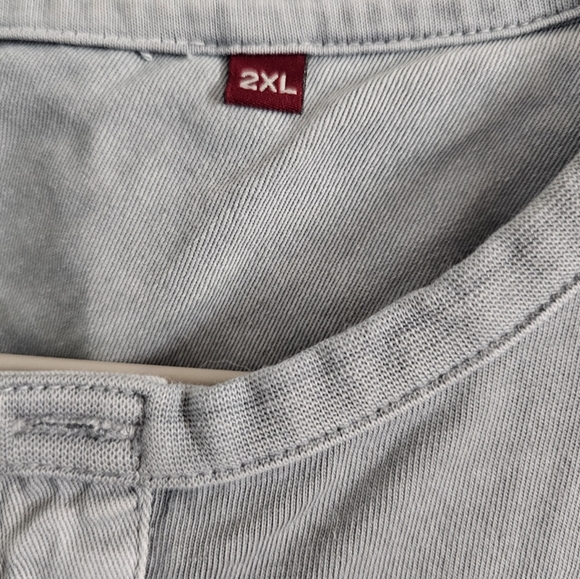 Infian Motorcycle Gray Logo Short Sleeve Tee with Crew Neck - Picture 3 of 4